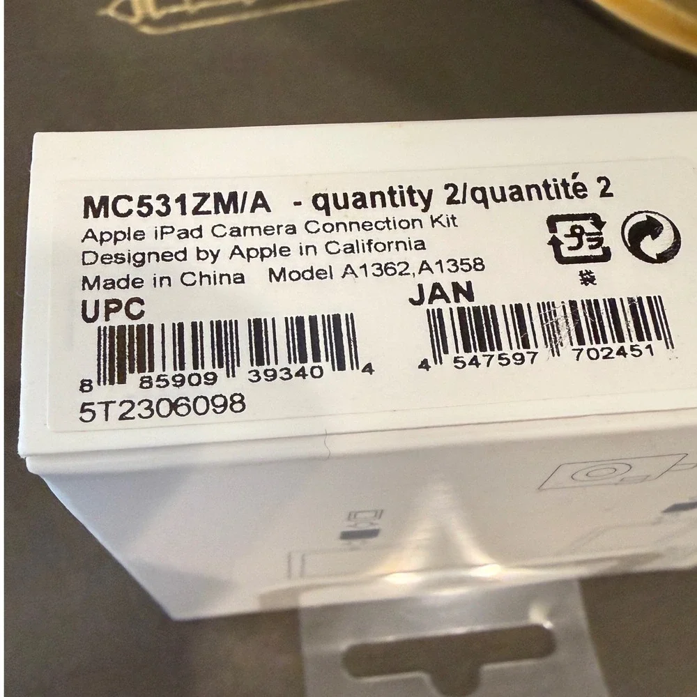 Apple iPad Camera Connection Kit MC531ZM/A‎ New Sealed